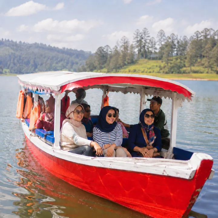 Tour Perahu